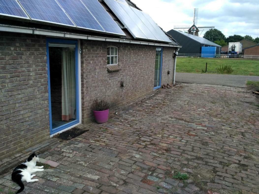 Logeerruimte In Gerenoveerde Boerderij In