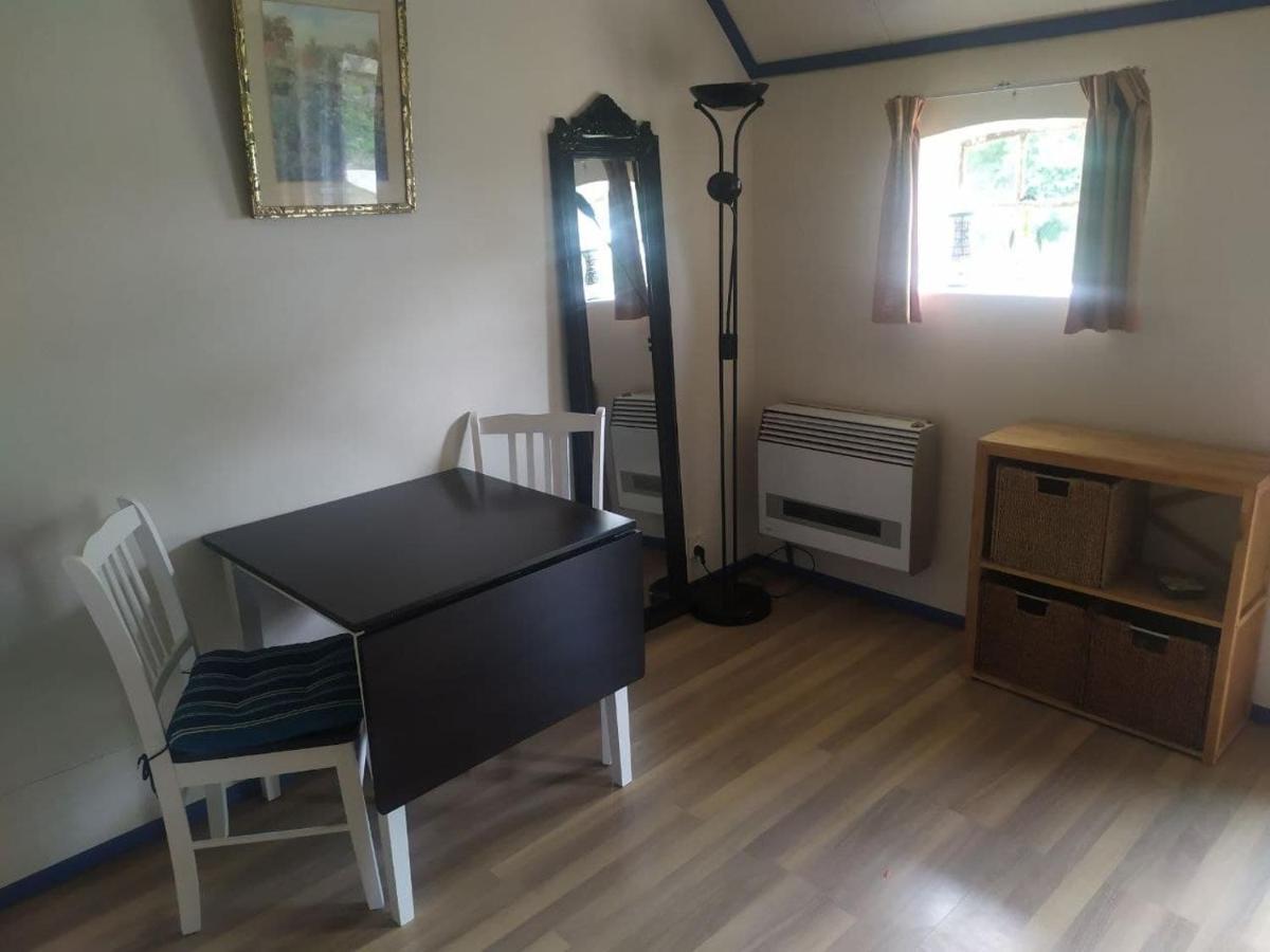 Apartamento Logeerruimte In Gerenoveerde Boerderij In *